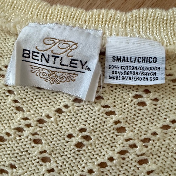 Vintage Butter Yellow Short Sleeve Button Front Cardigan Knit Sweater Size Small - Picture 2 of 8